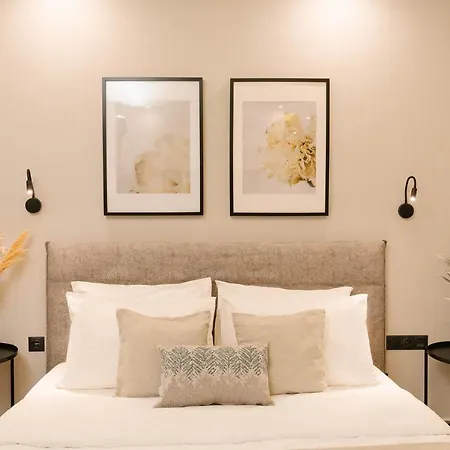 Phaedrus Living: City Center Zenonos Suite Athene Buitenkant foto